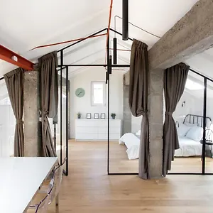 Mato Apartment *