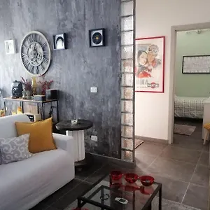 Del Borgo Homestay *