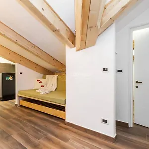 Apartment Romantica Mansarda Nel Cuore Di Turin