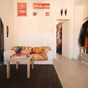 Homestay Stanza Privata In Alloggio Luminoso Poco Distante Dal Centro Turin