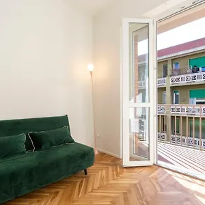 Aurora Lovely Flat With Balcony Turin