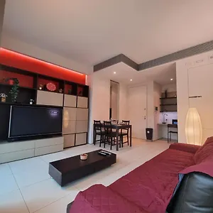 A 700m Da Porta Susa! Bilocale Lussuoso & Moderno * Turin
