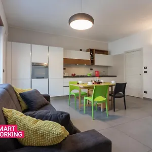 Apartment Casa Foa Con Terrazzo A Due Passi Dal Parco By Wonderful Italy Turin