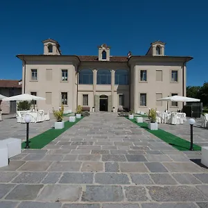 Cascina Marchesa Hotel 3*