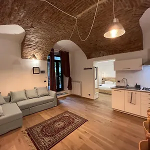 The Brick - Host By Traveller's Nest Turin