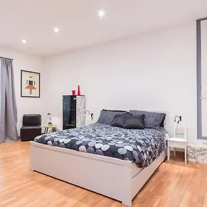 Apartment Cozy Santa Chiara *