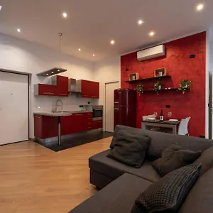 Loft With Terrace Apartment *