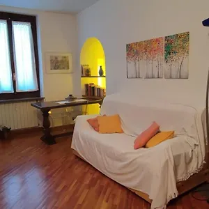 Sisters' House