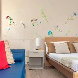 Housing Giulia Turín