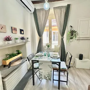 *petit Maison* Centro, Garibaldi Apartment Turin