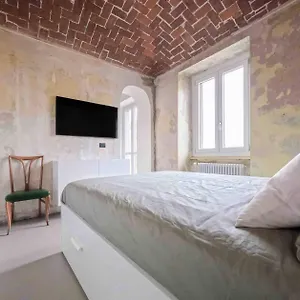 Unconventional Apartment *