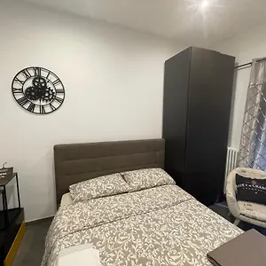 Decoluxe !apartamento Con 1 Da Letto , In Zona San Paolo , Via Martiniana * Turin