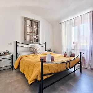 Apartment Center Noe *