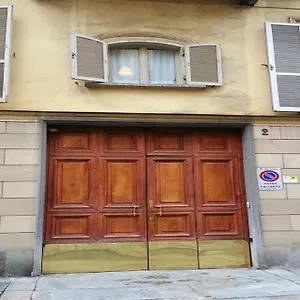 Blu Magenta - A Due Passi Da Porta Nuova