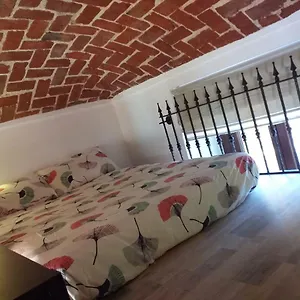 Apartment 900 Meters From Metro&station Ceva Turin