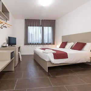 Cascina Fossata & Hotel Turín