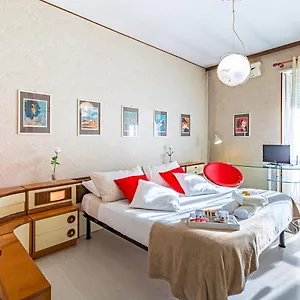 70's Lovers In Apartment Turin