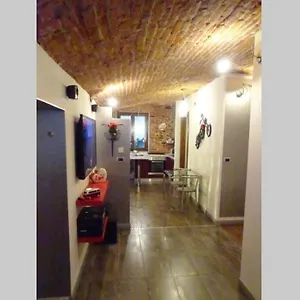 Emanuele Filiberto Apartment *