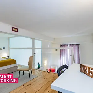 Apartment That's A Mole By Wonderful Italy