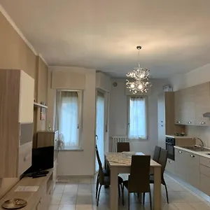 A 10 Minuti Di Metro Dal Centro Apartment