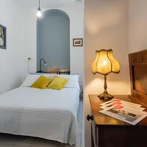 Apartment Rosso E Blu Di San Salvario By Wonderful Italy Turin