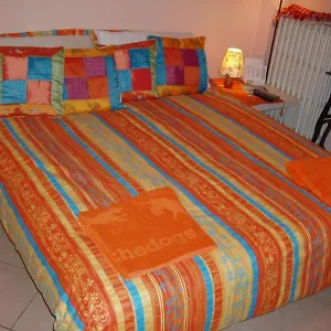 Stadium Hotel 2*