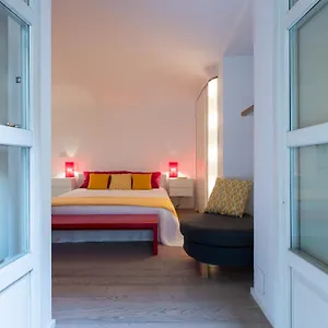 Red Near Porta Nuova By Wonderful Italy Apartment *