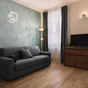 Hostdomus - Casa Liberty Apartment *