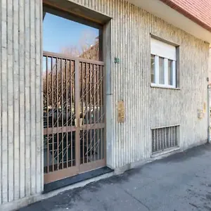 City Flat Strategic Position