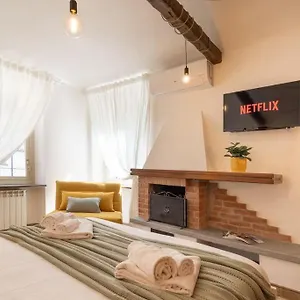 Apartment Porta Susa-centro Con Netflix, Wi-fi E A/c
