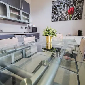 Apartment Casa Nizza - Metro Lingotto Fiere - Inalpi Arena *