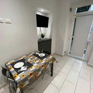 Apartment Near Metro Piazza Bengasi *
