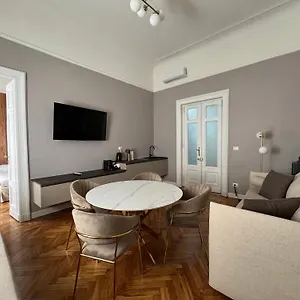 Cavour Turín