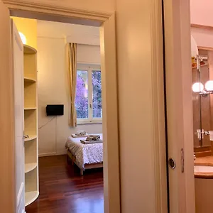Isola - Isola Pedonale Crocetta Politecnico Bed & Breakfast