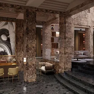 Hilton Centre Hotel 4*