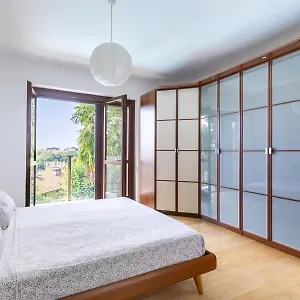 Apartment Lussuoso Vista Citta - Borgo Po - Box Auto