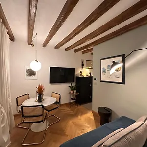 Apartment Design House Nel Cuore Di Turin