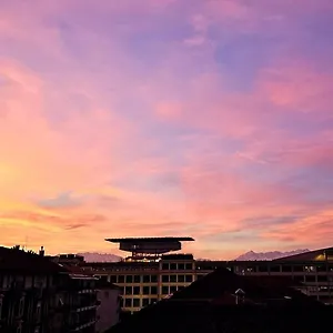 Golden House-super View On Turin