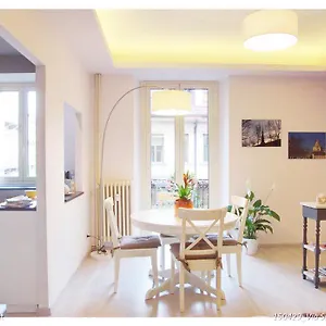 Santa Chiara Apartment