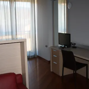 Aparthotel Spazio Madama 3*