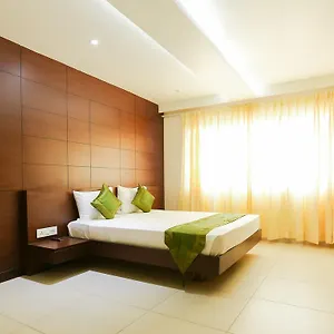 Treebo Trend Vijaya Grand Hotel 3*