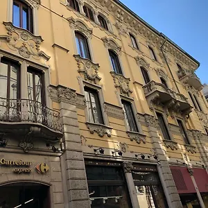 Joe Luxury House *