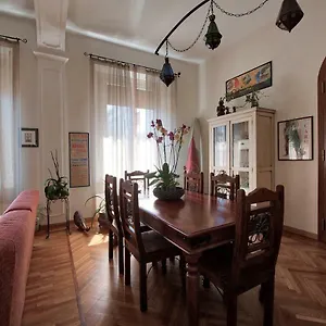 Bed & Breakfast Piano3