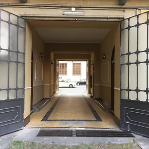 Monolocale Nizza 27 * Turin