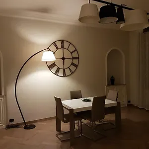 Apartment Giuria 35 - Elegante Ed Accogliente Nei Pressi Del Valentino