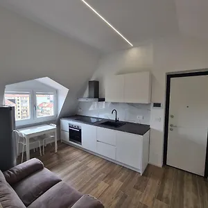 Apartment Elegante Porta Susa